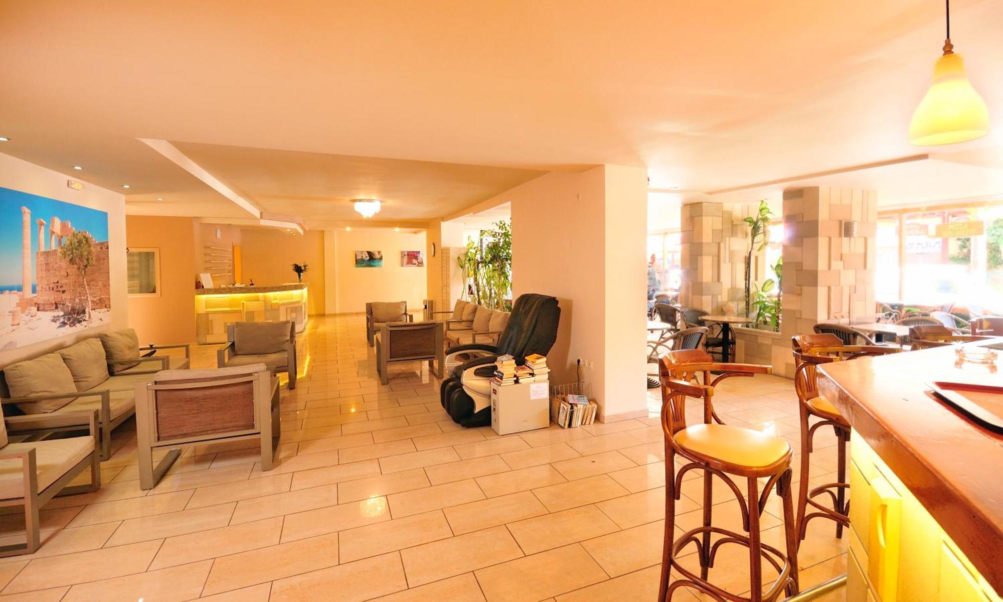 Carina Hotel Rhodes City エクステリア 写真